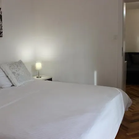 Lanterna Apartamento *