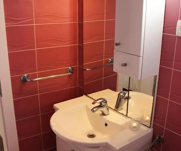 Lanterna Apartman Zára